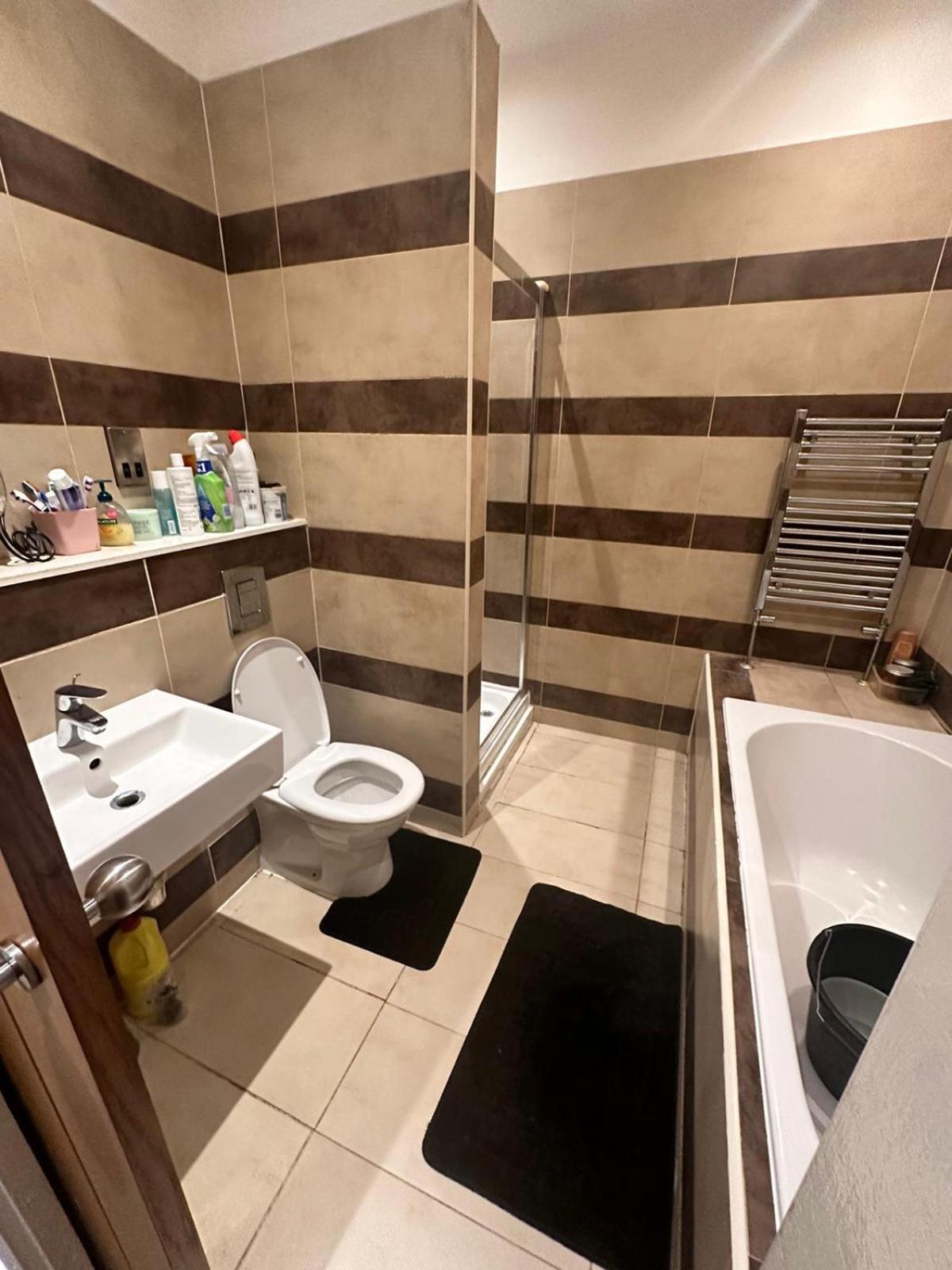 Kendras Home Manchester Ngoại thất bức ảnh